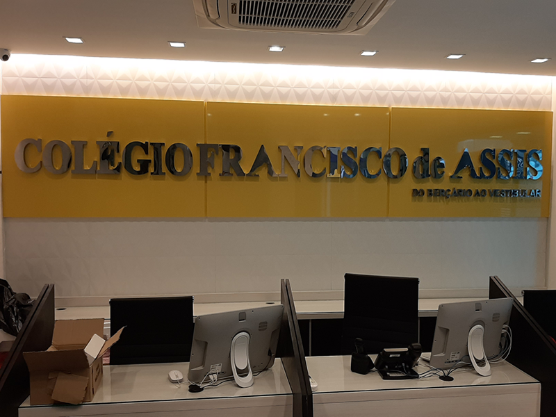 Letras em Aço Inox Polido Espelhado